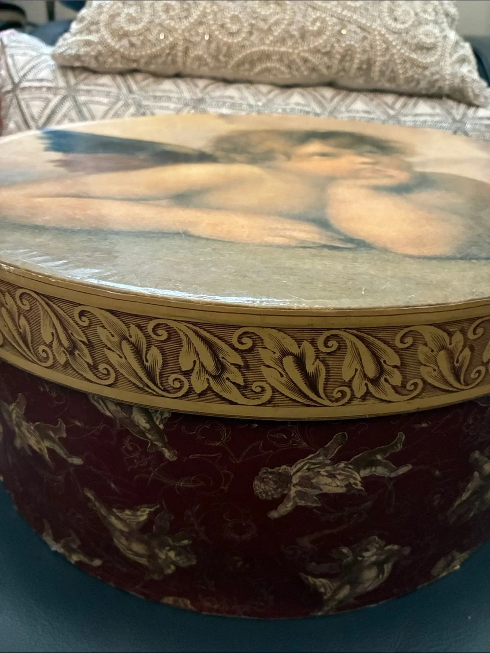 Decorative Cherub Storage Hat Boxes Set in Gold and Burgundy